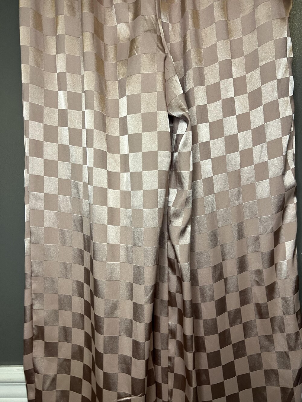 BCBGMAXAZRIA Pajama Set Womens Large Pink Satin Checkered Lounge Sleepwear - Picture 14 of 15
